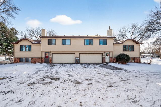 8562 S Maplebrook Circle, Brooklyn Park, MN 55445