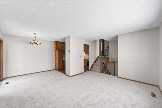 8562 S Maplebrook Circle, Brooklyn Park, MN 55445