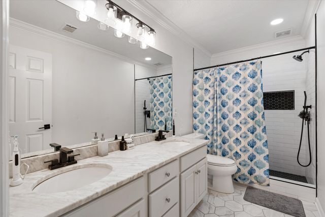 4277 October Woods Dr, Antioch, TN 37013