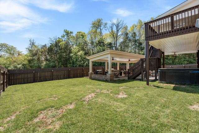 4277 October Woods Dr, Antioch, TN 37013