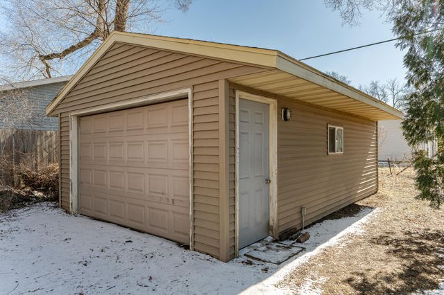 212 12th Street NW, Rochester, MN 55901