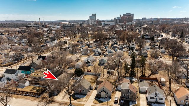 212 12th Street NW, Rochester, MN 55901