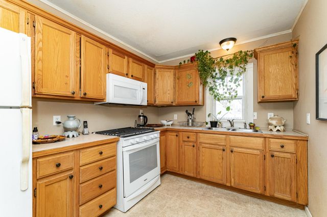 212 12th Street NW, Rochester, MN 55901