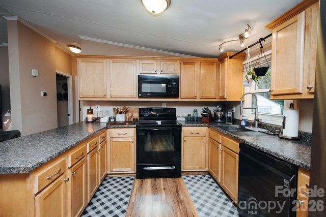 9 Bent Twig Drive, Old Fort, NC 28762