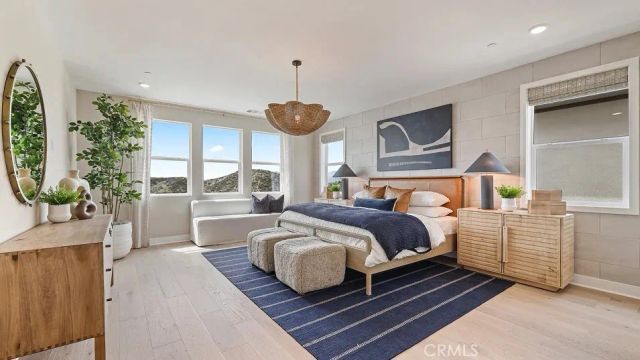 24325 Camino Oceano, Valencia, CA 91354