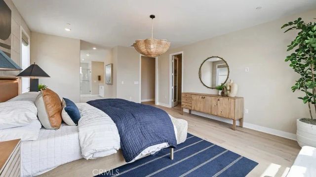 24325 Camino Oceano, Valencia, CA 91354