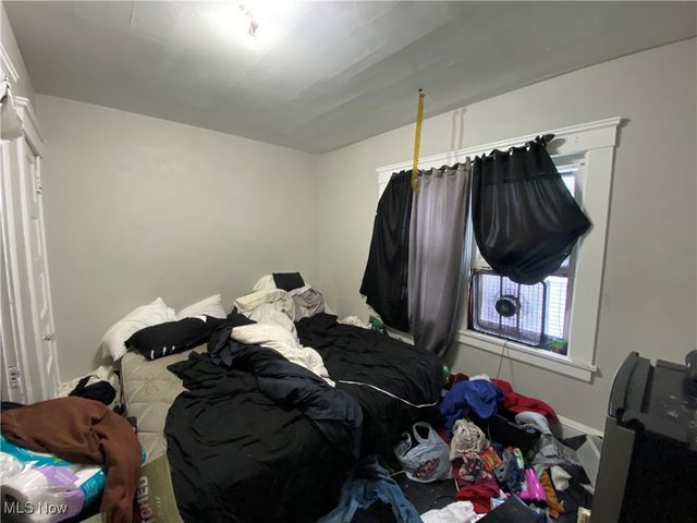 3439 Regent Road, Cleveland, OH 44127