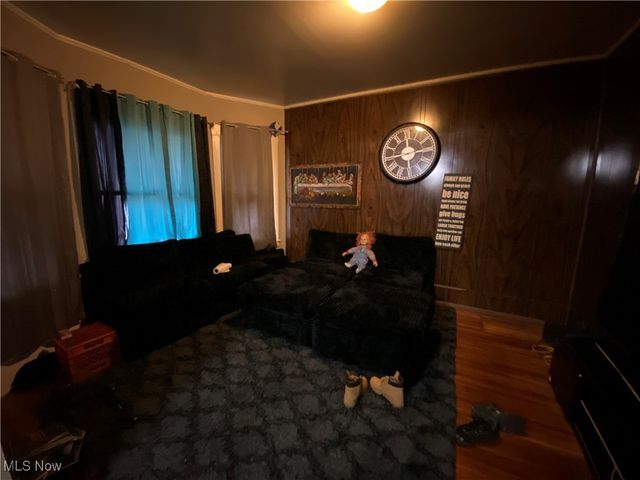 3439 Regent Road, Cleveland, OH 44127