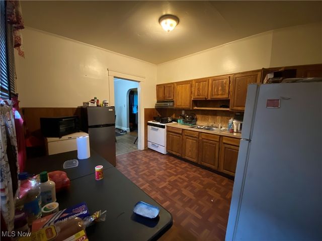 3439 Regent Road, Cleveland, OH 44127