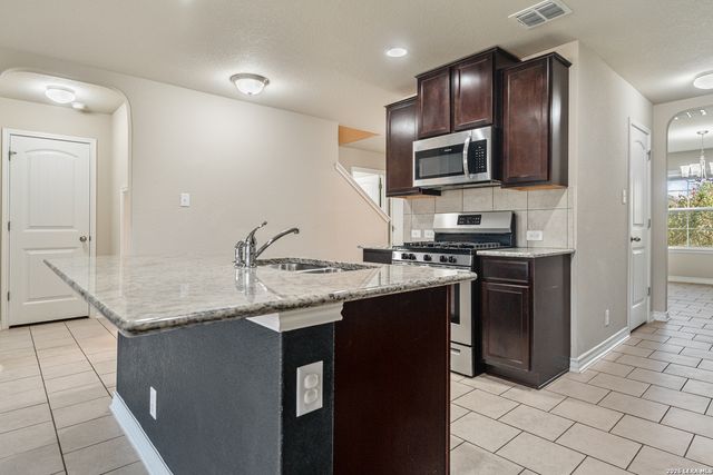 8727 Fisher Falls, San Antonio, TX 78254