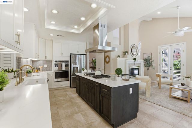 7961 Kemper Ct, Pleasanton, CA 94588