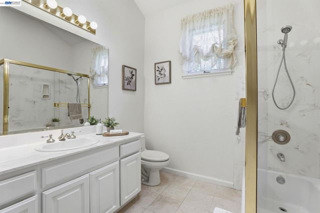7961 Kemper Ct, Pleasanton, CA 94588