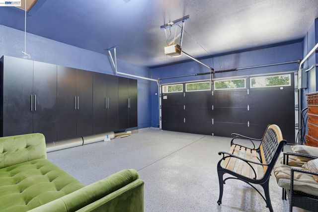 7961 Kemper Ct, Pleasanton, CA 94588