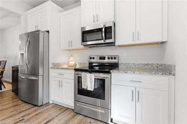 1116 Layton ST, Norfolk, VA 23502