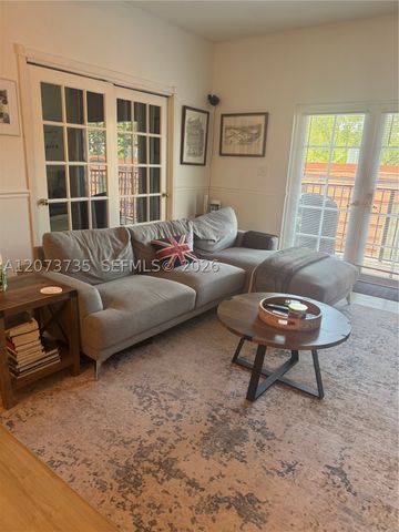 323 Navarre Ave 301, Coral Gables, FL 33134