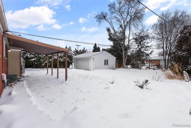 35236 Leon Street, Livonia, MI 48150