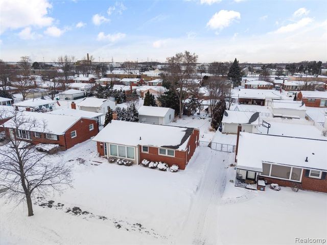 35236 Leon Street, Livonia, MI 48150