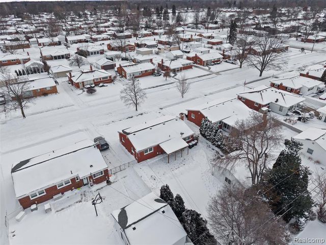 35236 Leon Street, Livonia, MI 48150