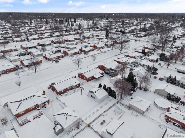 35236 Leon Street, Livonia, MI 48150