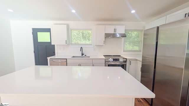 108 Saint Lo Circle, Easley, SC 29640