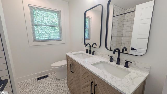 108 Saint Lo Circle, Easley, SC 29640