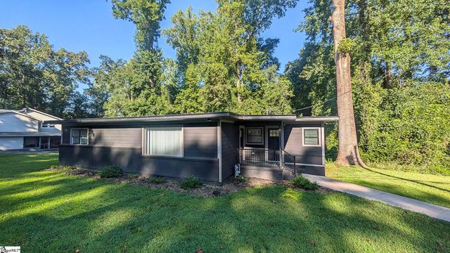 108 Saint Lo Circle, Easley, SC 29640