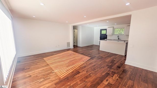 108 Saint Lo Circle, Easley, SC 29640