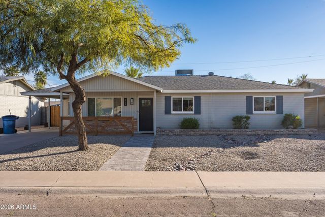 1715 S ROBERTS Road, Tempe, AZ 85281