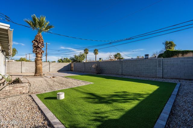 1715 S ROBERTS Road, Tempe, AZ 85281