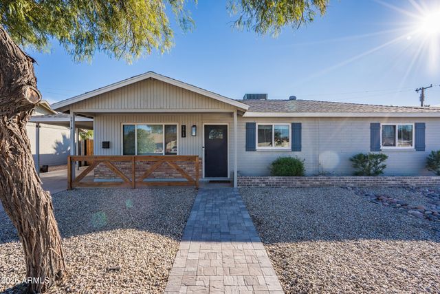 1715 S ROBERTS Road, Tempe, AZ 85281