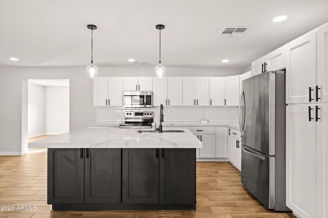 1715 S ROBERTS Road, Tempe, AZ 85281