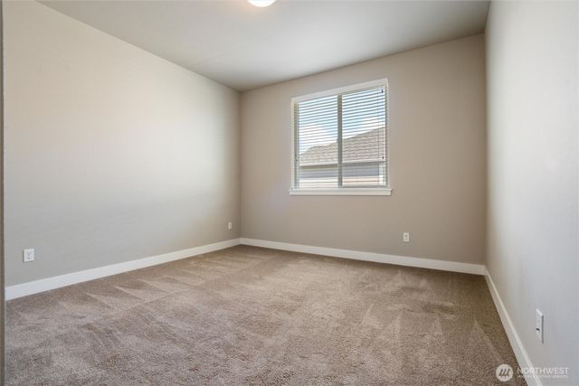 1407 Baker Heights Loop, Bremerton, WA 98312
