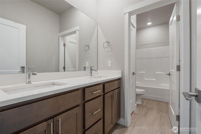 1407 Baker Heights Loop, Bremerton, WA 98312