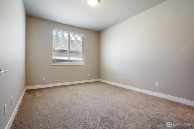 1407 Baker Heights Loop, Bremerton, WA 98312