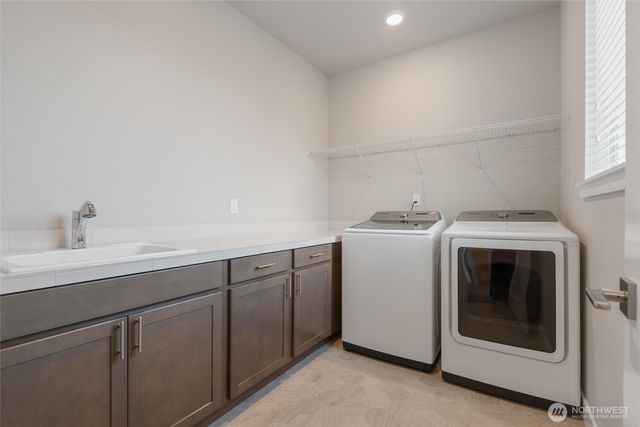 1407 Baker Heights Loop, Bremerton, WA 98312
