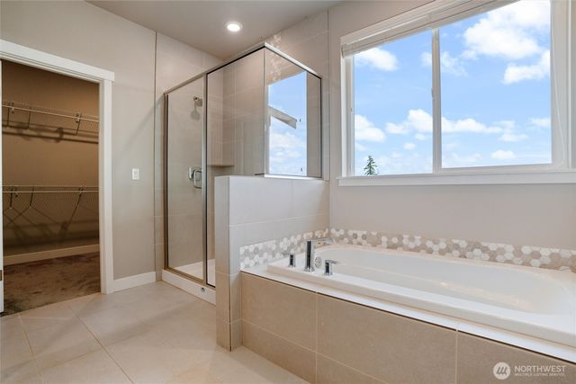 1407 Baker Heights Loop, Bremerton, WA 98312