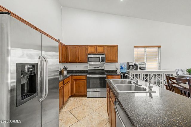 31208 N CHEYENNE Drive, San Tan Valley, AZ 85143