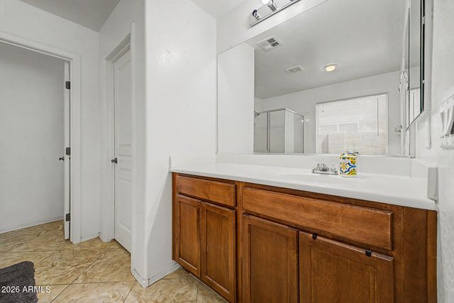 31208 N CHEYENNE Drive, San Tan Valley, AZ 85143