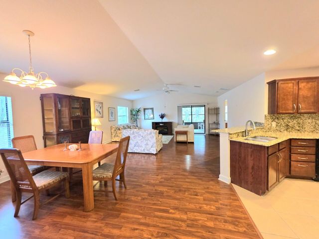 17 San Felipe, Fort Pierce, FL 34951