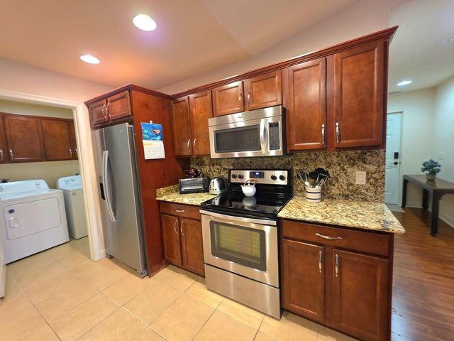 17 San Felipe, Fort Pierce, FL 34951