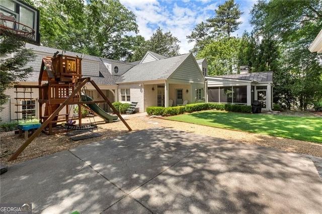 2203 Howell Mill Road NW, Atlanta, GA 30318