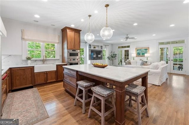 2203 Howell Mill Road NW, Atlanta, GA 30318