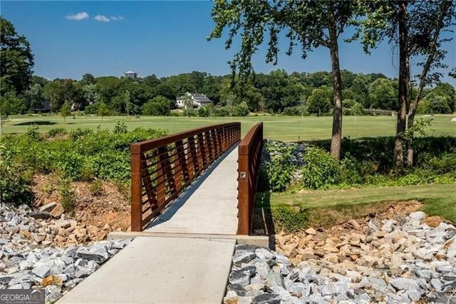2203 Howell Mill Road NW, Atlanta, GA 30318