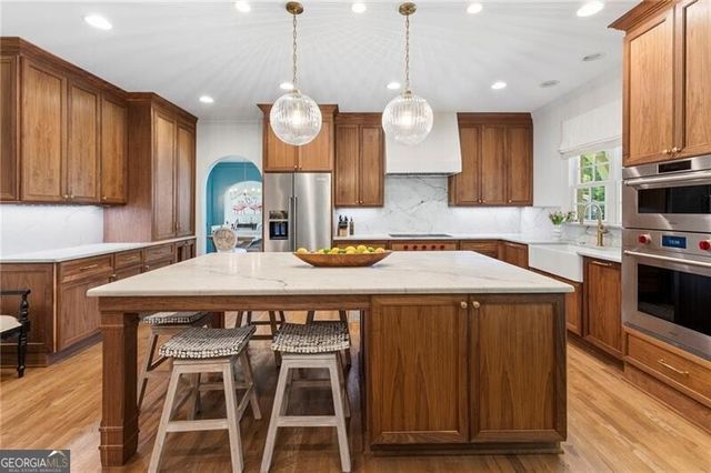 2203 Howell Mill Road NW, Atlanta, GA 30318