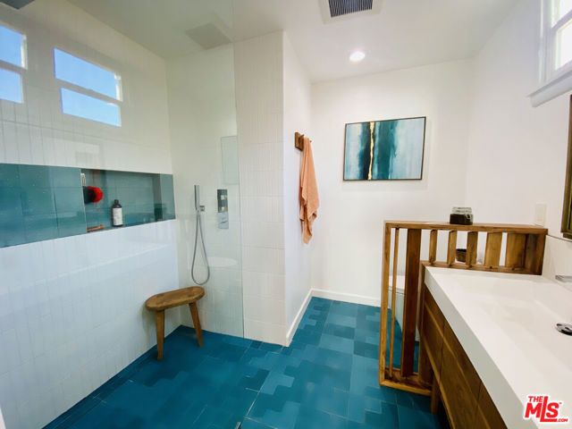 4623 Don Miguel Drive, Los Angeles, CA 90008