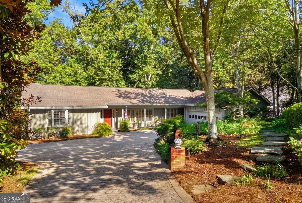 5059 Pine Bark Circle, Dunwoody, GA 30338 — photo 3