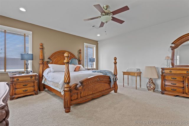 10738 Cemetery Road, Marietta, OK 73448