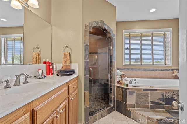 10738 Cemetery Road, Marietta, OK 73448