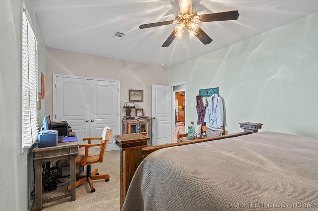 10738 Cemetery Road, Marietta, OK 73448