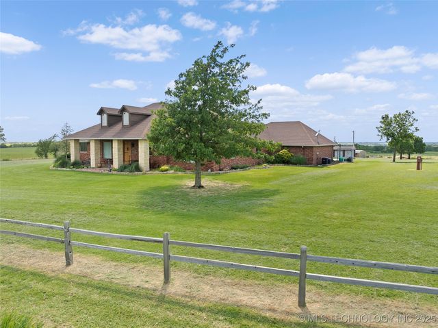 10738 Cemetery Road, Marietta, OK 73448